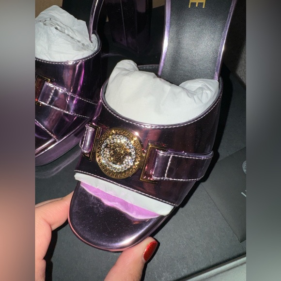 Versace La Medusa Metallic Pink Heels! - Picture 3 of 5